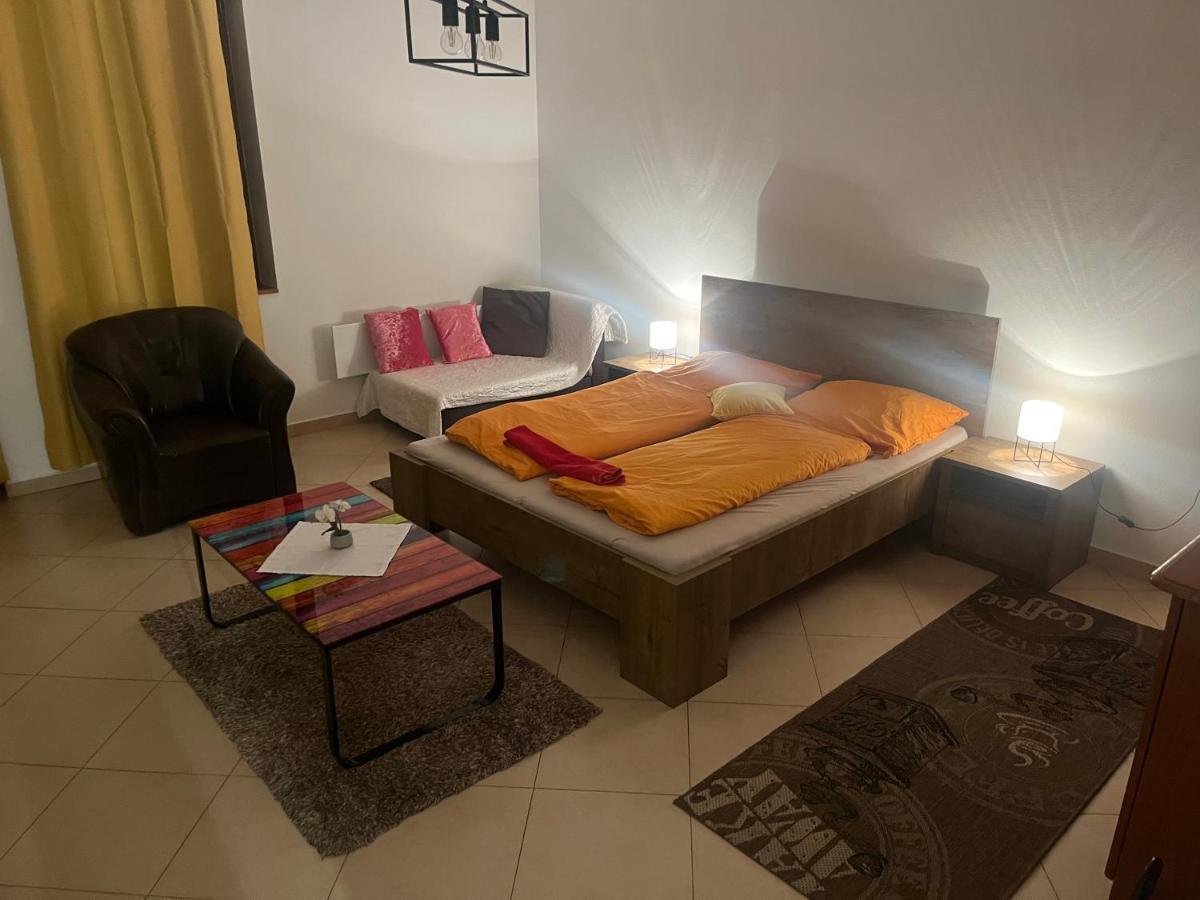 Monelly Apartman Komárno 외부 사진